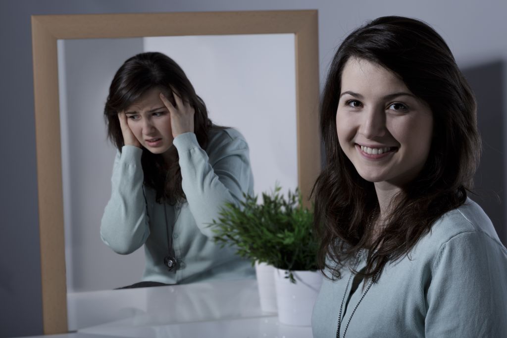 Read more about the article Can You Be Happy While Suffering From Depression: Smiling Depression