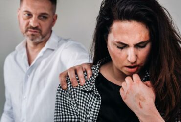 7 stages of trauma bonding