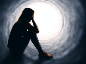 Are people with higher IQ more likely to be depressed