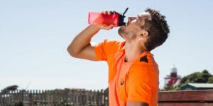 Read more about the article Why You Should Never Chug Water Before Going On A Run