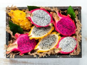 Read more about the article What does dragon fruit taste like?