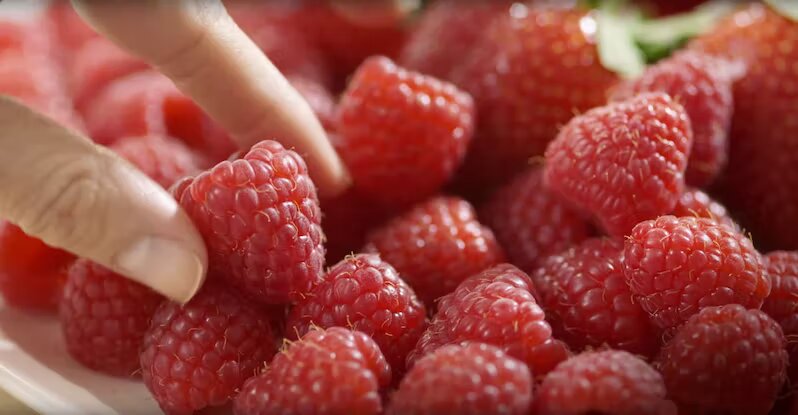 How To Freeze Raspberries