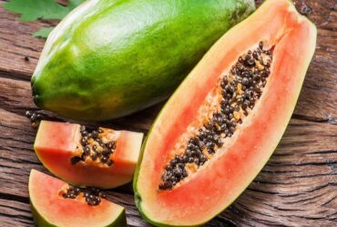 Papaya Nutrition Facts, Health Benefits, uses, and risks